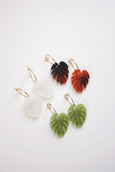 Small Monstera Leaf Acrylic Earrings | Leaf Earrings | Plant Earrings | Minimalist Earrings | Modern Jewelry | Acrylic Earrings