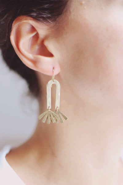 Mobile Fan Arch Earrings | Drop Earrings | Hammered Earrings | Minimalist Earrings | Fan Earrings | Modern Jewelry | Brass Earrings