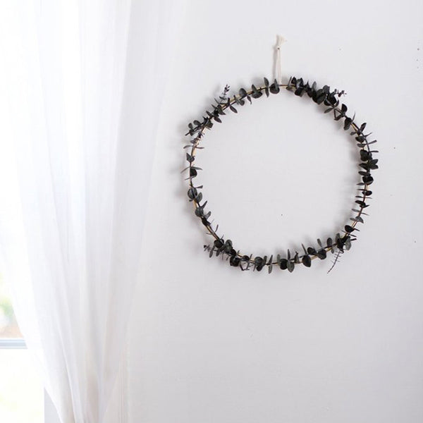 Minimalist Eucalyptus Wreath DIY Kit