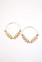 Load image into Gallery viewer, Laurel Wreath Hoop Earrings