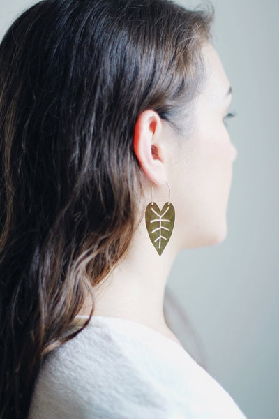 Heart Leaf Hoop Earrings