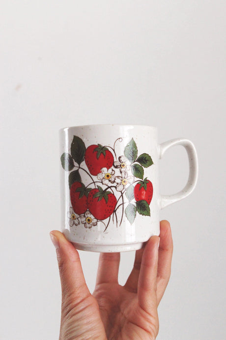 Vintage Coffee Mug - Strawberry Speckled Stoneware Japan | Vintage Mug | Vintage Strawberry Mug | Vintage Stoneware | 70s Mug | Speckled Mug