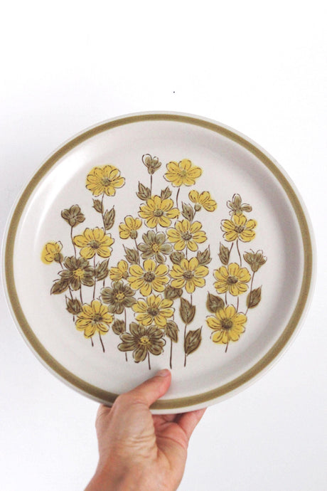 Vintage Plate With Flowers - Japanese Stoneware | Vintage Plate Set | Vintage Flower Plate | Vintage Plate Display | Vintage Plate Wall