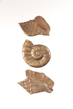 Load image into Gallery viewer, Vintage Brass Seashells Metal Wall Art Set | Vintage Wall Art | Vintage Decor | Mid Century Decor | Minimalist Decor | Beach Decor