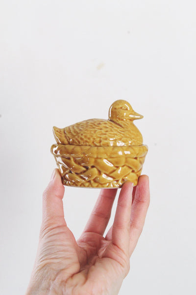 Vintage Ceramic Duck Basket Salt Pepper Shaker Set