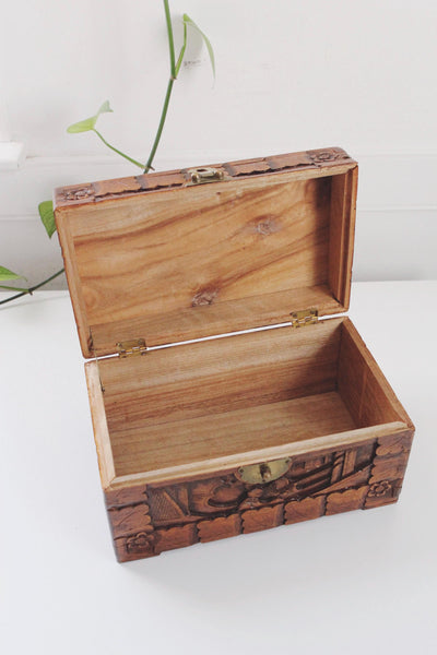 Vintage Hand-Carved Chinese Camphor Wood Trinket Jewelry Box