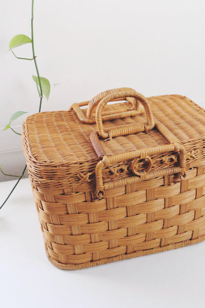 Vintage Hand Woven Rattan Wicker Picnic Basket Cottagecore