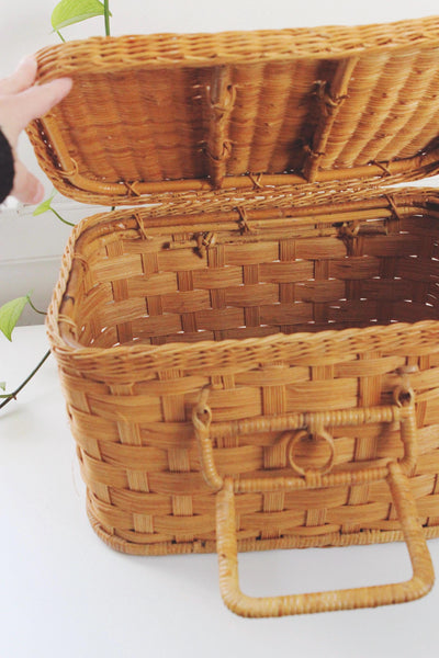 Vintage Hand Woven Rattan Wicker Picnic Basket Cottagecore