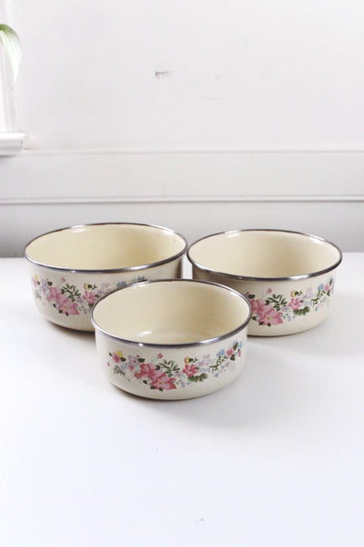 Vintage Kobe Enamelware Floral Nesting Bowls Set of 3