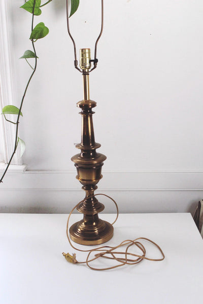Vintage Chinese Chinoiserie Floral Porcelain Ceramic Ginger Jar Table Lamp