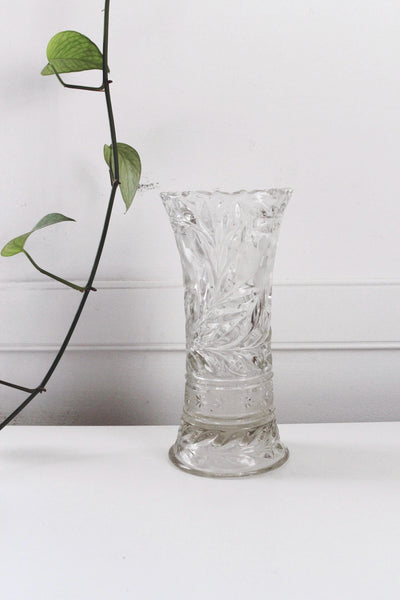 Antique McKee Innovation 407 EAPG Early American Pattern Glass Cut Etched Pressed Glass Flower Vase