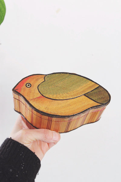 Vintage Bird-Shaped Woven Wicker Raffia Trinket Box