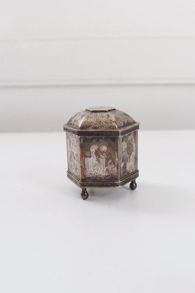 Vintage Silver Metropolitan Museum of Art (MMA) Reproduction 17th-century Dutch "Marriage Box" or "Knotjes Box"