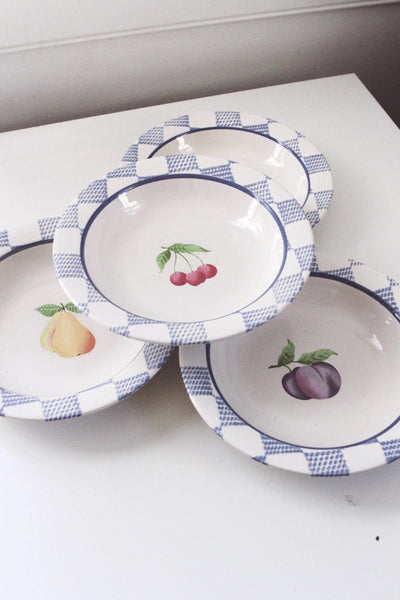 Set of 4 Vintage Pfaltzgraff Hopscotch Pattern Fruit Soup Bowls