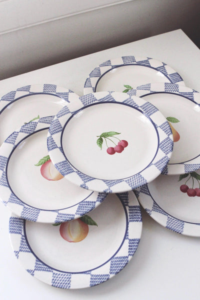 Set of 4 or 7 Vintage Salad Plates - Pfaltzgraff Hopscotch Pattern Fruit, 90s Cottagecore