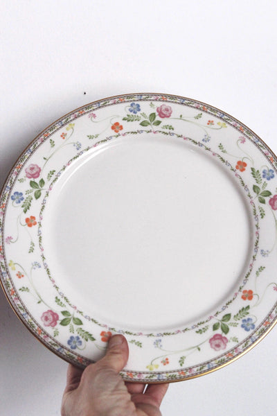 Set of 4 or 8 Vintage China Dinner Plates - Noritake "Finale" pattern (7213)
