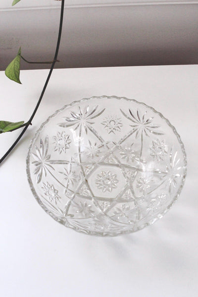 Vintage Glass Serving Bowl - Anchor Hocking Early American Prescut "Star of David" Pattern, Starburst
