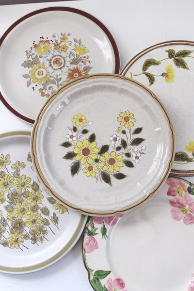 Vintage Mismatched Ceramic Dinner Plate Set - Cottagecore Vintage Dishes