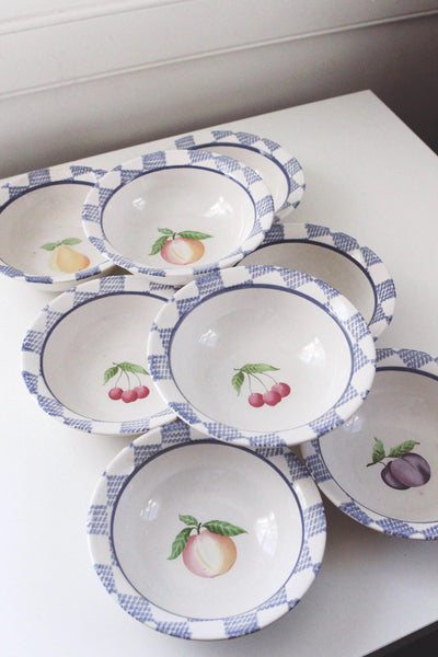 Set of 4 or 8 Vintage Pfaltzgraff Hopscotch Pattern Fruit Cereal Bowls