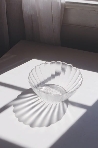 Vintage Glass Flower Bowl - Scalloped Petaled Design, Frosted Glass