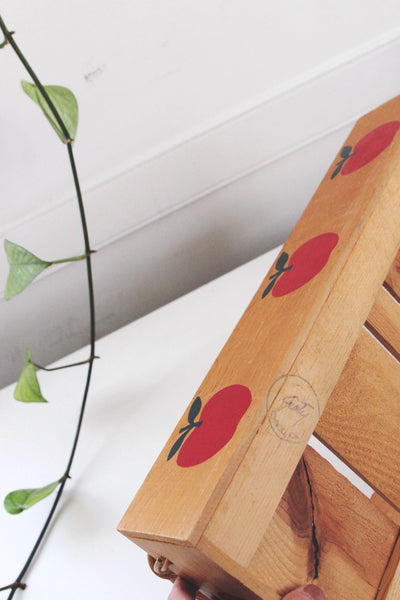 Vintage Wooden Crate Box with Painted Apples - 90s Cottagecore, Farmhouse Decor