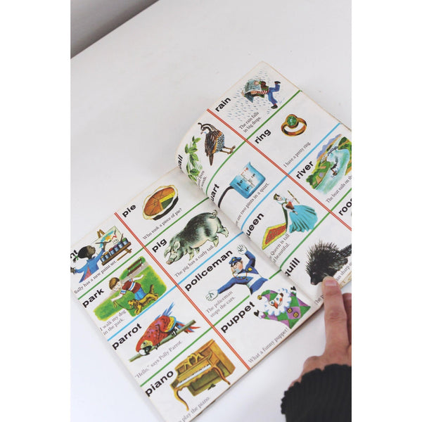 Little Golden Book Picture Dictionary 1976 Vintage Childrens Illustrated Hardcover
