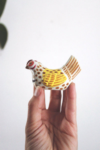 Vintage Chicken Pencil Sharpener Ceramic Animal Figurine Novelty Desk Accessory