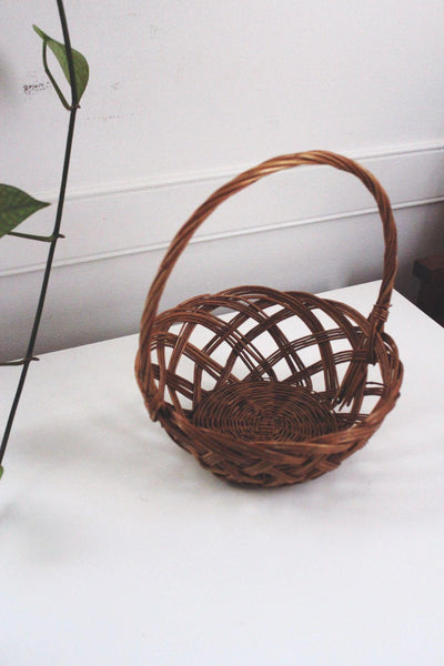 Vintage Woven Rattan Basket Handle Gathering Harvest Rustic Farmhouse Cottagecore