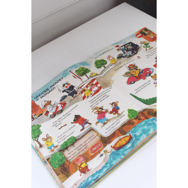 Richard Scarrys Busy Busy World Giant Golden Book 1965 Vintage Childrens Book