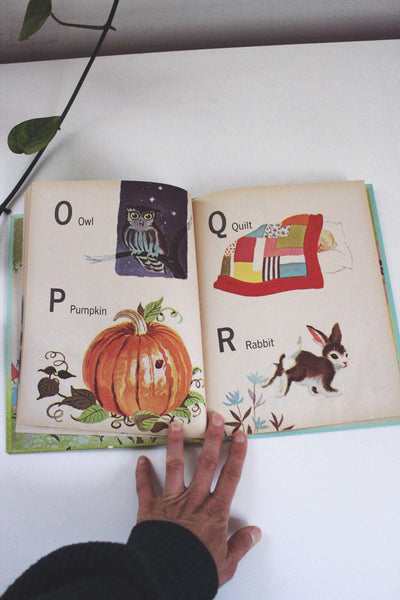 ABC And Counting Rhymes Vintage 1960s Wonder Books Hardcover Childrens Book 60s