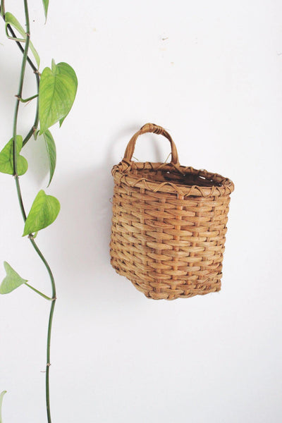 Vintage Hand Woven Wall Hanging Basket Pocket Splint Wood Farmhouse Rustic Boho