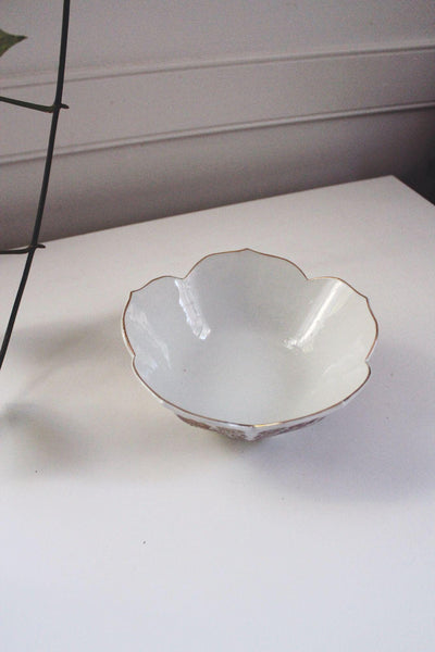Vintage Japanese Porcelain Bowl Scalloped Edge Gold Floral Transferware