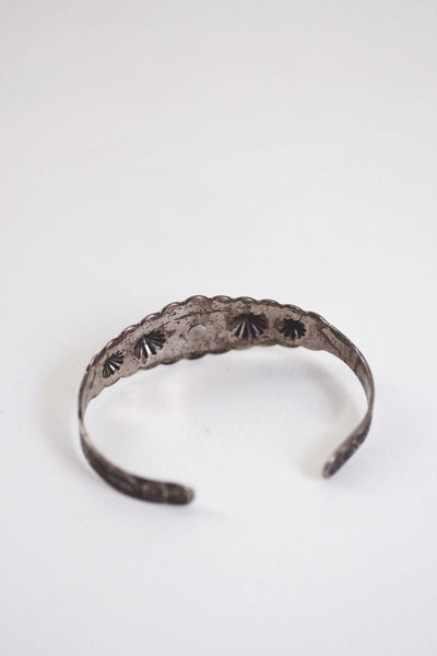 Vintage Southwestern Sterling Silver Turquoise Cuff Bracelet Stamped Scalloped