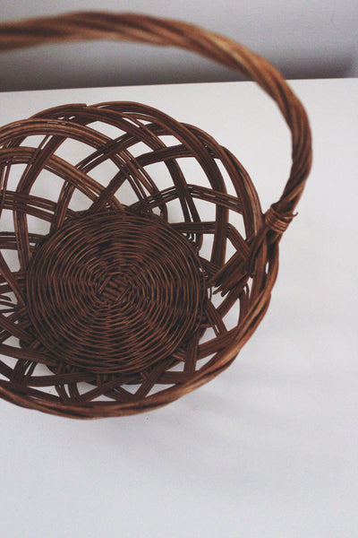 Vintage Woven Rattan Basket Handle Gathering Harvest Rustic Farmhouse Cottagecore