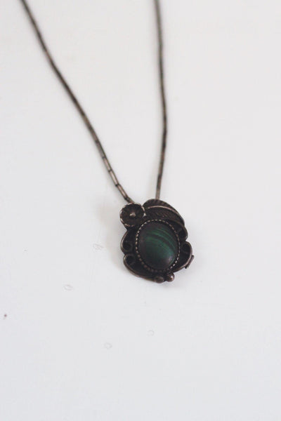 Vintage Sterling Silver Pendant Necklace With Green Malachite Stone & Floral Design