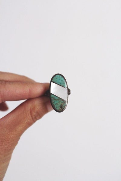 Vintage Native American Sterling Silver Ring Turquoise Mother Of Pearl MOP Inlay Size 5.5