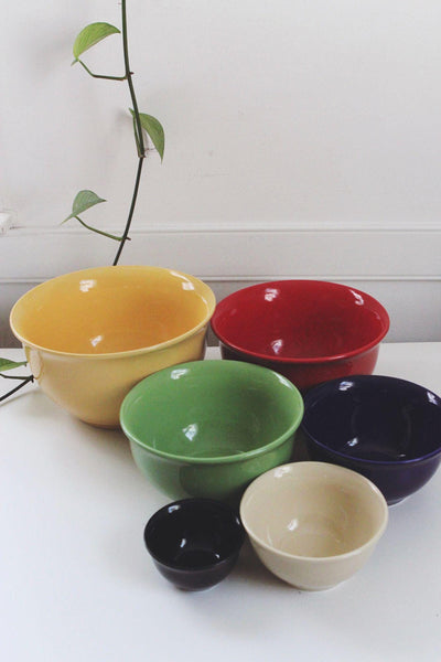 Vintage Gibson Sensation Ceramic Rainbow Mixing Serving Nesting Bowls Set Of 6