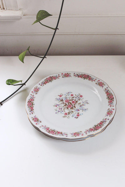 Vintage Remington Fine China Red Sea Floral Dinner Plate Floral Rose Set of 2 Gold Trim