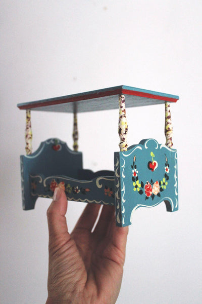 Vintage Dora Kuhn Miniature Canopy Bed Hand-Painted Dollhouse West Germany Folk Art