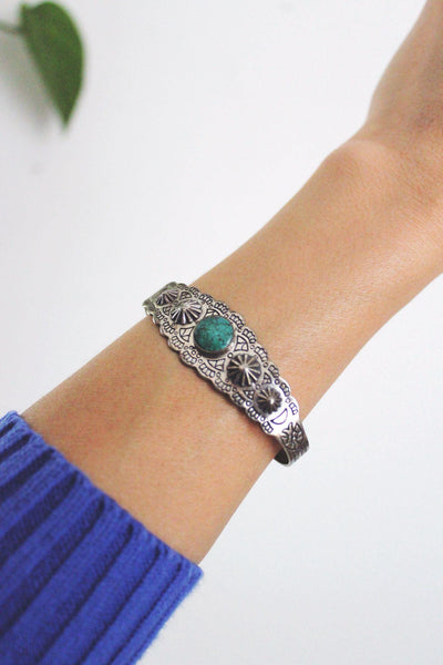 Vintage Southwestern Sterling Silver Turquoise Cuff Bracelet Stamped Scalloped