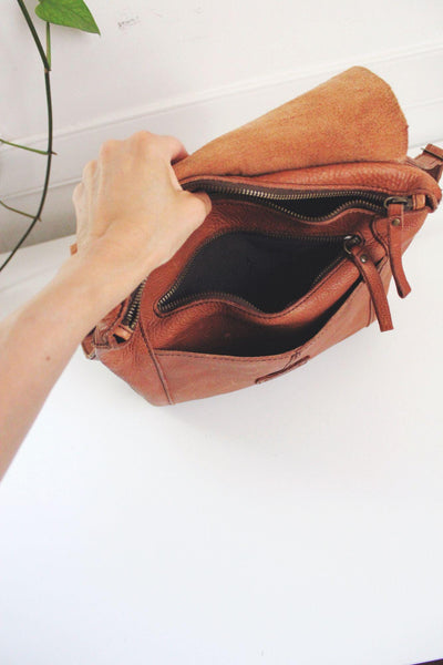 Vintage Duluth Trading Company Brown Leather Backpack Pebbled Shoulder Bag Tan