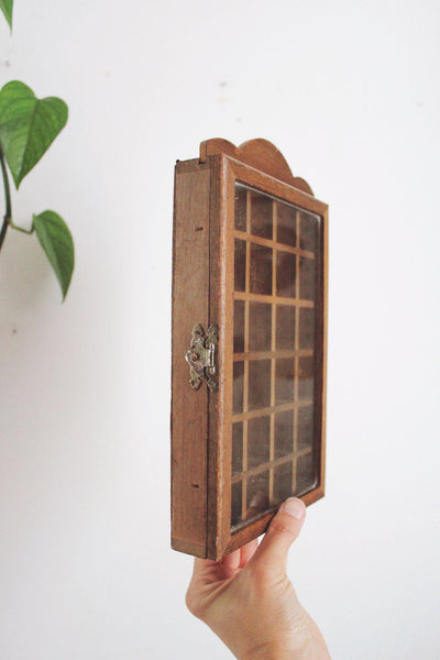 Vintage Wooden Display Case Shadow Box Thimble Curio Trinket Shelf Cabinet