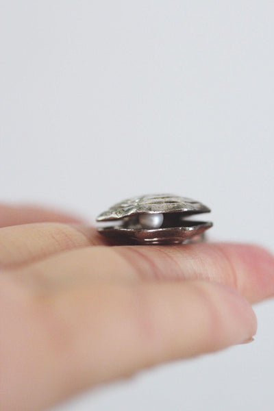 Vintage Sterling Silver Clamshell Hidden Pearl Charm Pendant 3D Shell Coastal Ocean