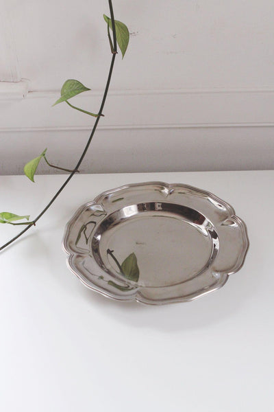 Vintage Silver-Plated Scalloped Edge Serving Platter Plate Trinket Dish Catchall Flower