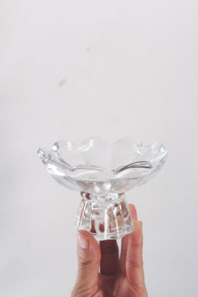 Set Of 6 Vintage L.E Smith Scalloped Glass Pedestal Candle Holder Scalloped Bowl Flower