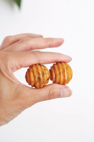 Vintage Carved Butterscotch Bakelite Button Clip-On Earrings Marbled Art Deco 30s 40s