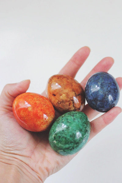 Vintage Italian Alabaster Stone Eggs Handcrafted Hand Carved Marble Italy Set