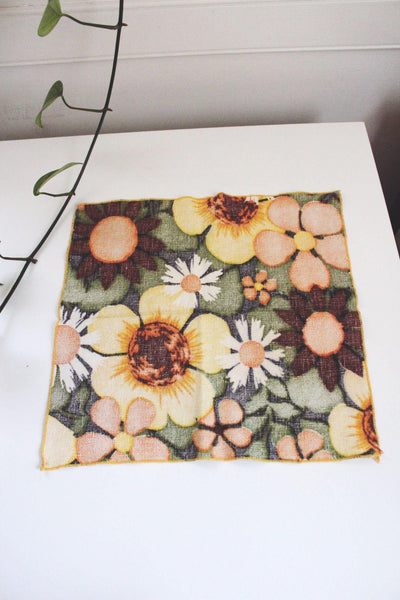 Vintage Floral Cloth Napkins Bold Sunflowers Daisies 60s 70s Retro MCM Mid Century