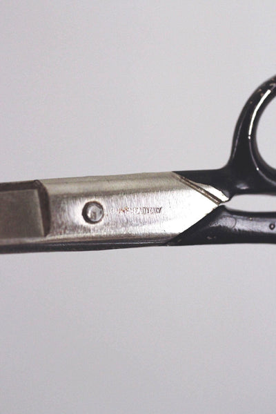 Vintage Italy Scissors Steel Black Enamel Handles Sewing Shears Fabric High Quality