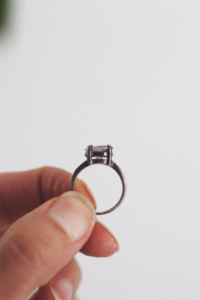 Vintage Sterling Silver Amethyst Ring Oval Purple Gemstone 4 Rustic Minimalist